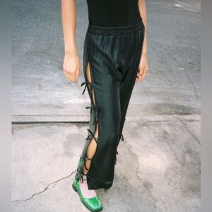 Lisa Says Gah Evelyn Tie Pant in Black with Bow Tie Sides 🎀